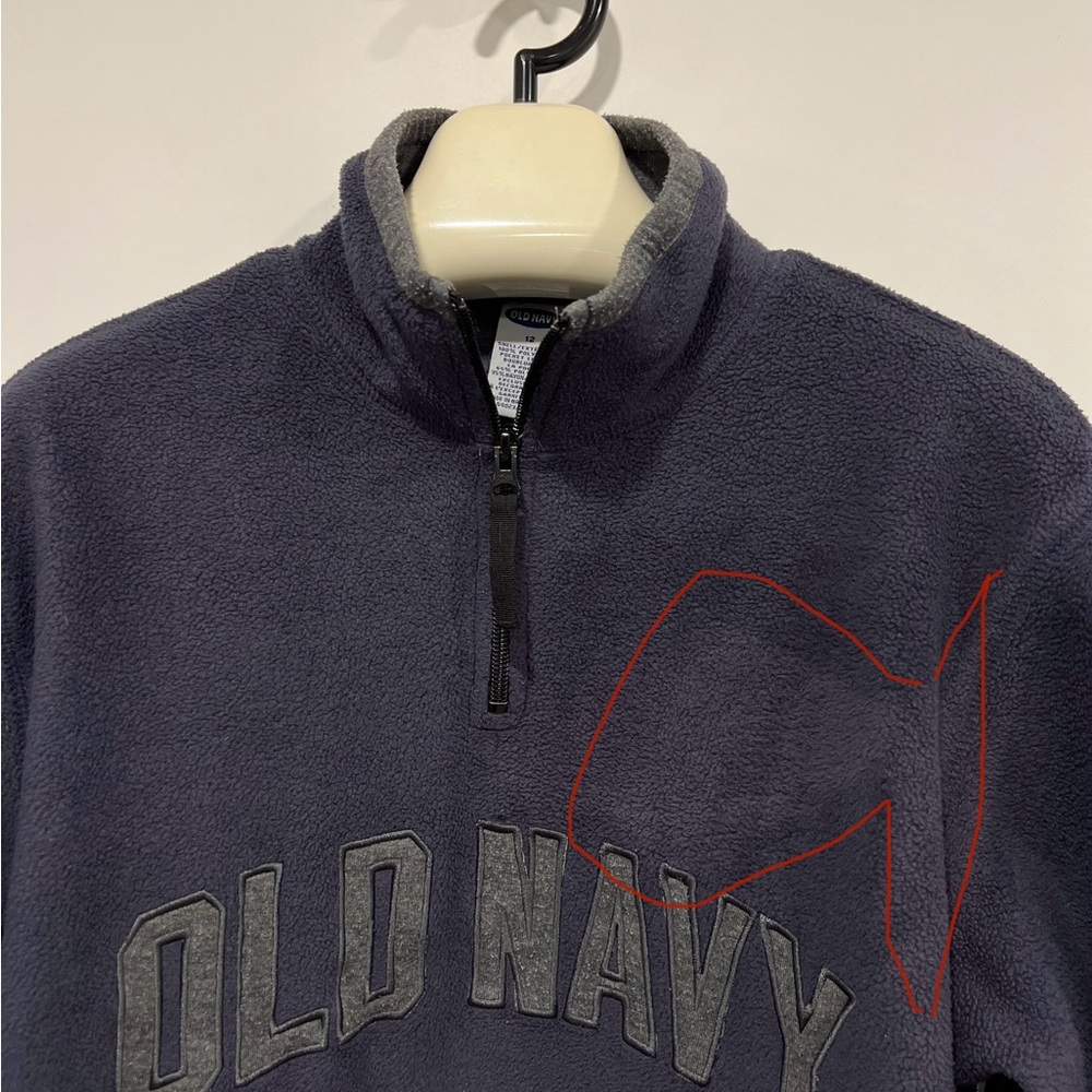 Old Navy boy’s half zip fleece top - Picture 2 of 6